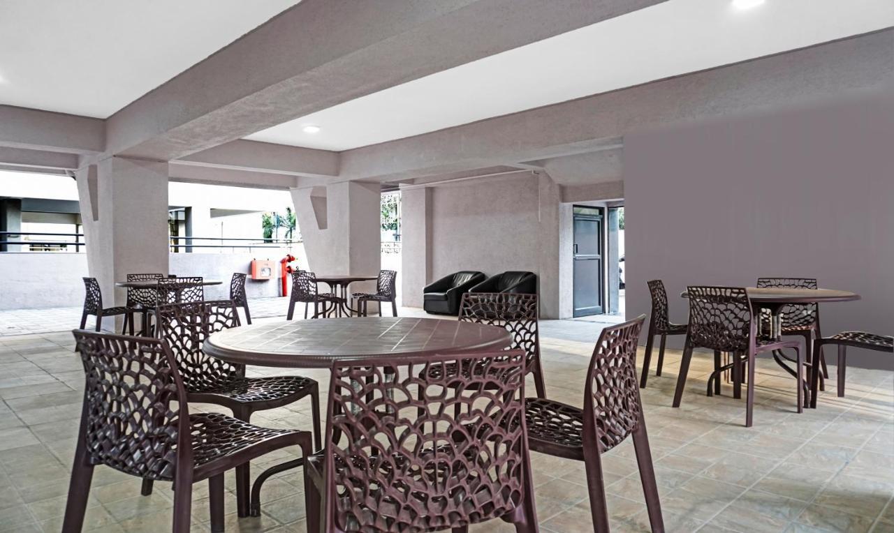 Treebo Atithi Corporate Stay Baner It Hub Poona Buitenkant foto